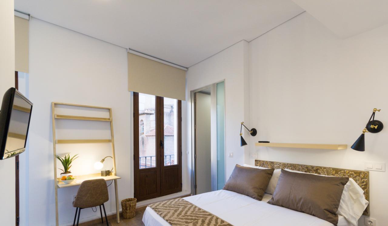 The Bridge Huertas Hotell Madrid Eksteriør bilde